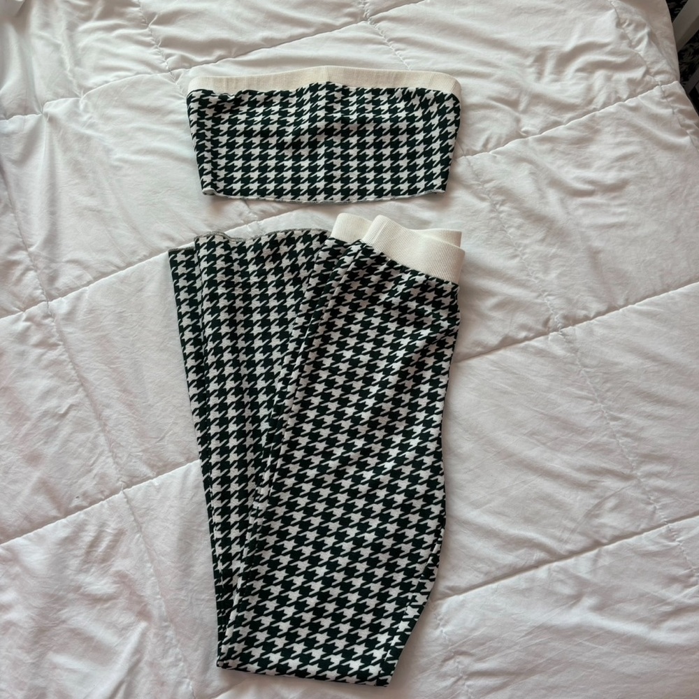 Dark green and white houndstooth two-piece set